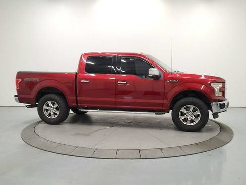 Used 2015 Ford F150 XLT w/ Equipment Group 302A Luxury AWD/4WD image 8