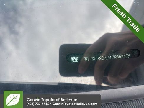 Used 2016 GMC Yukon Denali w/ Open Road Package image 17