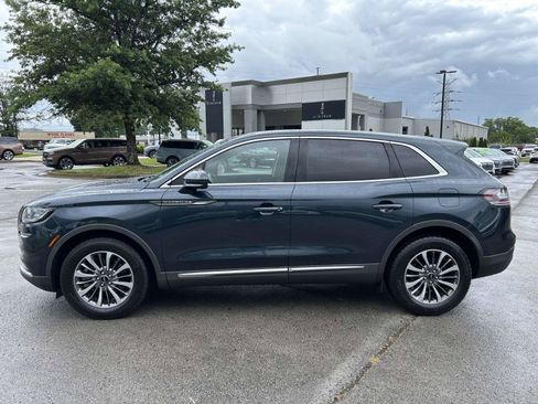 Certified 2022 Lincoln Nautilus FWD w/ Premium Package image 8