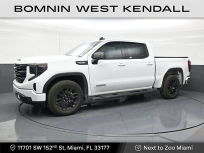 Used 2024 GMC Sierra 1500 Elevation w/ LPO, Elevation Black Package