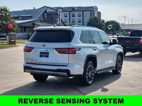 Used 2023 Toyota Sequoia Limited image 6