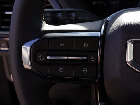 New 2026 GMC Yukon XL AT4 w/ AT4 Premium Plus Package image 37