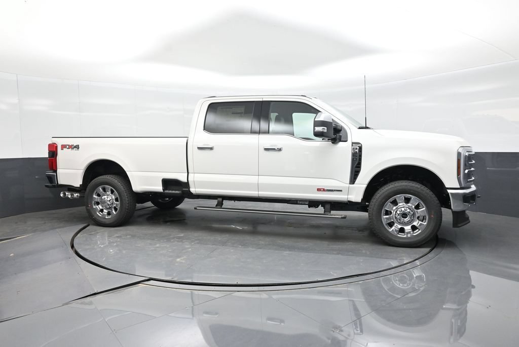 New 2026 Ford F350 King Ranch w/ Chrome Package AWD/4WD image 11