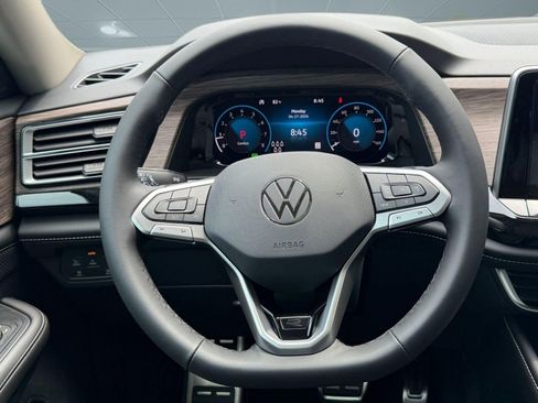 New 2026 Volkswagen Atlas SEL Premium R-Line AWD/4WD image 14