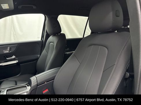 Certified 2025 Mercedes-Benz GLB 250 image 15