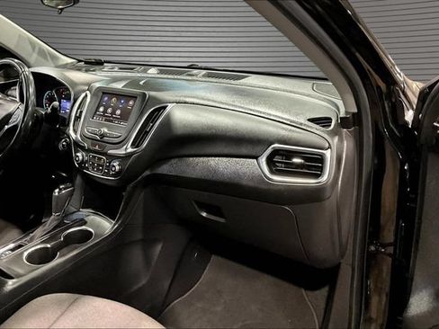Used 2021 Chevrolet Equinox LT FWD image 25