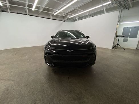 Used 2024 Chevrolet Equinox EV RS image 9