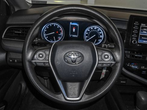 Used 2022 Toyota Camry LE image 26