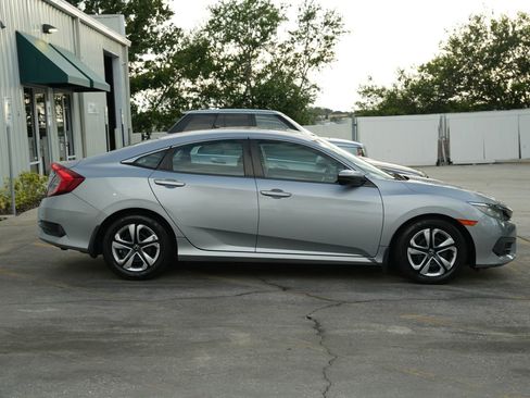 Used 2018 Honda Civic LX image 4