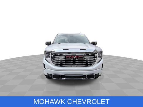 Used 2024 GMC Sierra 1500 Denali w/ Technology Package image 3