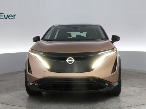 Used 2024 Nissan Ariya AWD image 3