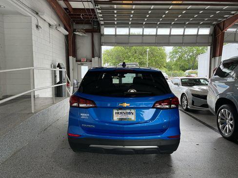 Used 2024 Chevrolet Equinox LT FWD image 7