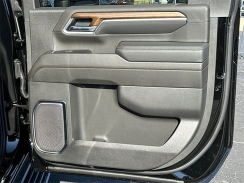 Certified 2025 Chevrolet Silverado 2500 High Country w/ Technology Package image 20