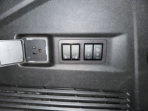 Certified 2023 Chevrolet Tahoe Premier image 29