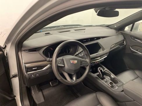 Used 2020 Cadillac XT4 Sport image 8