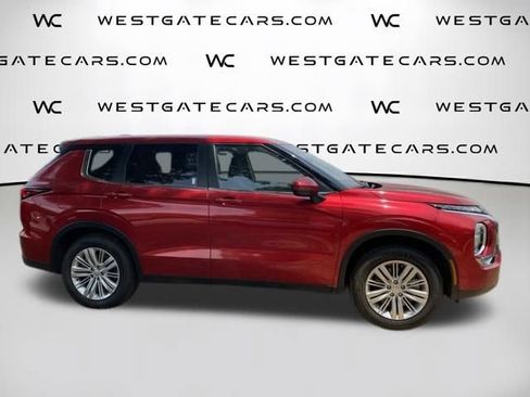 Used 2024 Mitsubishi Outlander ES AWD/4WD image 27