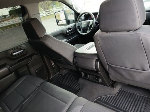 Used 2024 Chevrolet Silverado 2500 Custom w/ Custom Convenience Package image 53