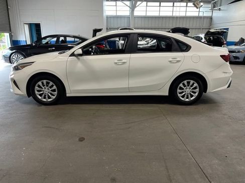 Used 2023 Kia Forte LX FWD image 6