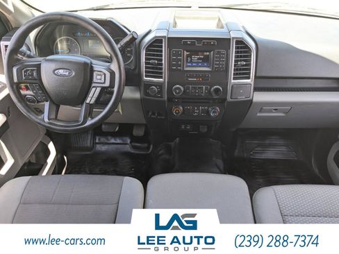 Used 2015 Ford F150 XLT w/ Trailer Tow Package image 12