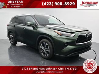 Used 2024 Toyota Highlander XLE FWD video 1