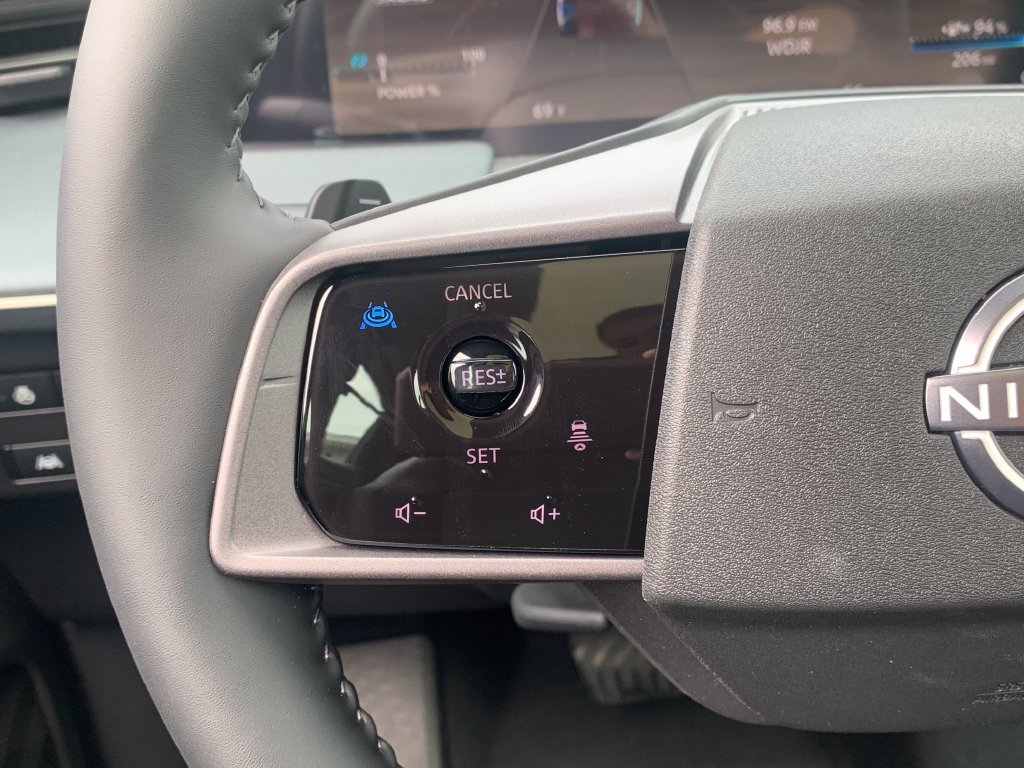 New 2026 Nissan Leaf Platinum+ FWD image 10