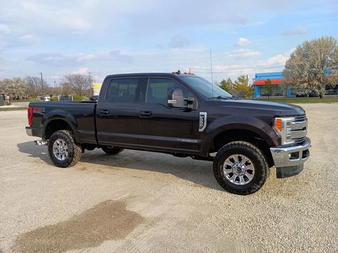Used 2019 Ford F350 Lariat w/ Lariat Ultimate Package image 2