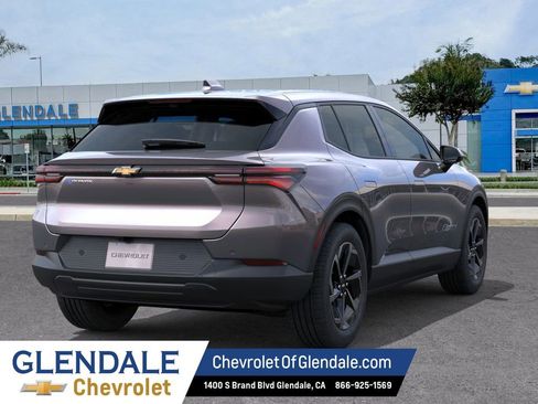 New 2026 Chevrolet Equinox EV LT image 4