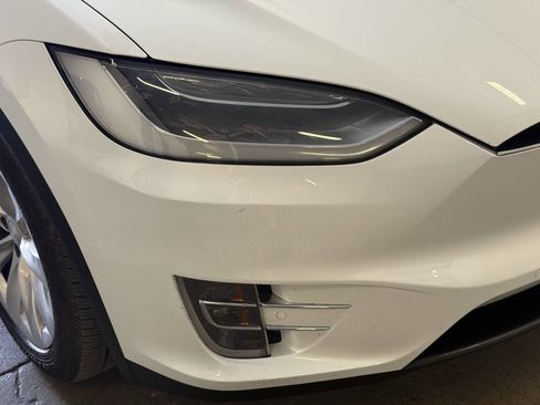 Used 2018 Tesla Model X 100D AWD/4WD image 27