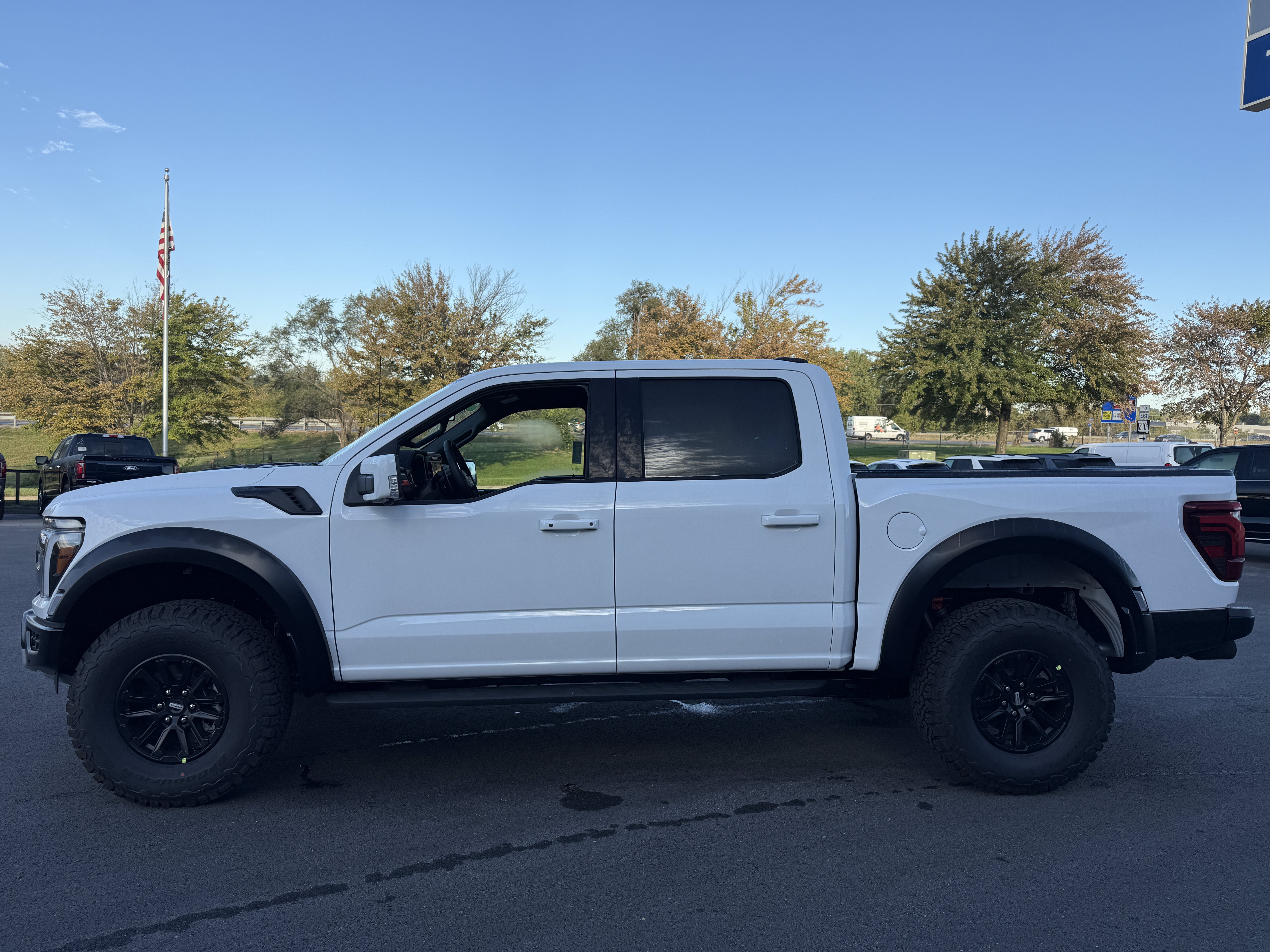 New 2026 Ford F150 Raptor AWD/4WD image 5
