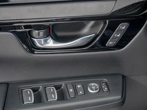 Certified 2025 Honda CR-V EX-L image 18