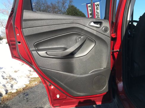 Used 2016 Ford Escape SE w/ Equipment Group 201A image 31