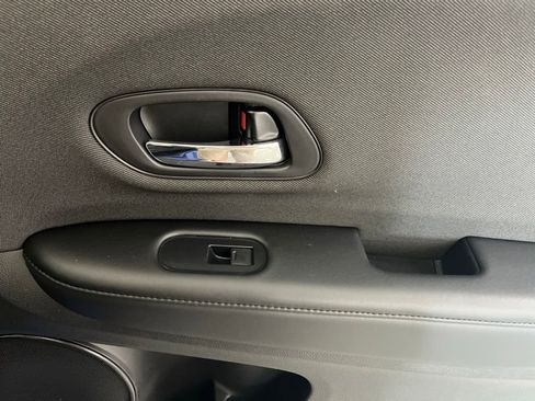 Used 2019 Honda HR-V Sport image 54