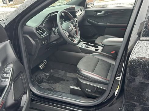 Used 2023 Ford Escape ST-Line w/ Tech Pack #1 image 12