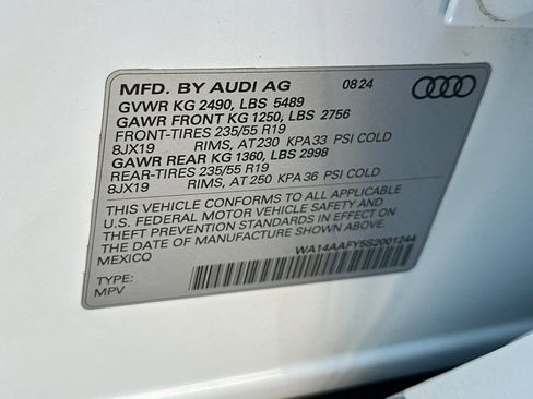 Used 2025 Audi Q5 2.0T Premium image 24