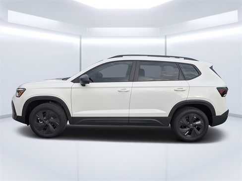 New 2026 Volkswagen Taos S image 6
