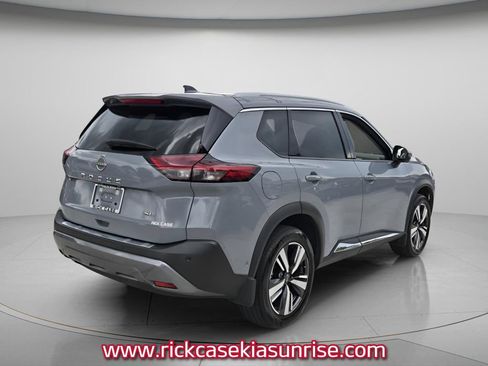 Used 2023 Nissan Rogue SL w/ SL Premium Package FWD image 7