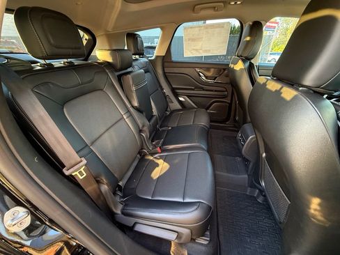 New 2026 Lincoln Corsair Reserve w/ Jet Appearance Package AWD/4WD image 24