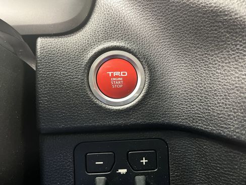 Used 2022 Toyota Tundra SR5 image 18