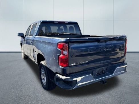 Used 2021 Chevrolet Silverado 1500 LT image 4