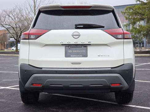 Used 2023 Nissan Rogue SV image 16