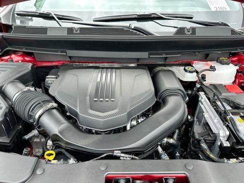 New 2025 Chevrolet Traverse LT w/ Enhanced Driving Package image 32