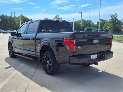 Used 2024 Ford F150 XLT w/ XLT Black Appearance Package RWD image 2