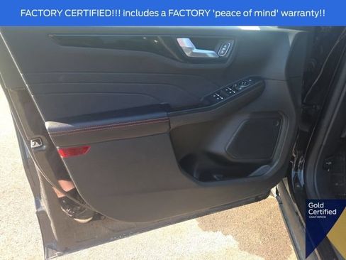 Used 2025 Ford Escape ST-Line Select AWD/4WD image 26