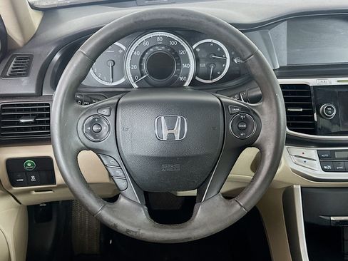 Used 2015 Honda Accord EX-L image 18