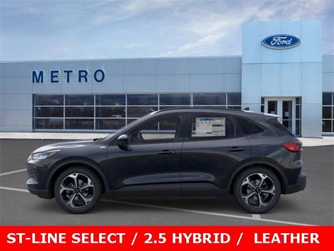 New 2025 Ford Escape ST-Line Elite image 4
