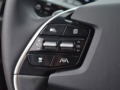 New 2025 Kia Niro EX FWD image 25