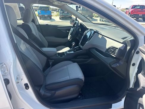 Used 2025 Subaru Outback Premium AWD/4WD image 27