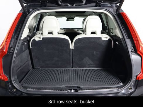 Used 2023 Volvo XC90 B5 Core w/ Protection Package Premier image 17