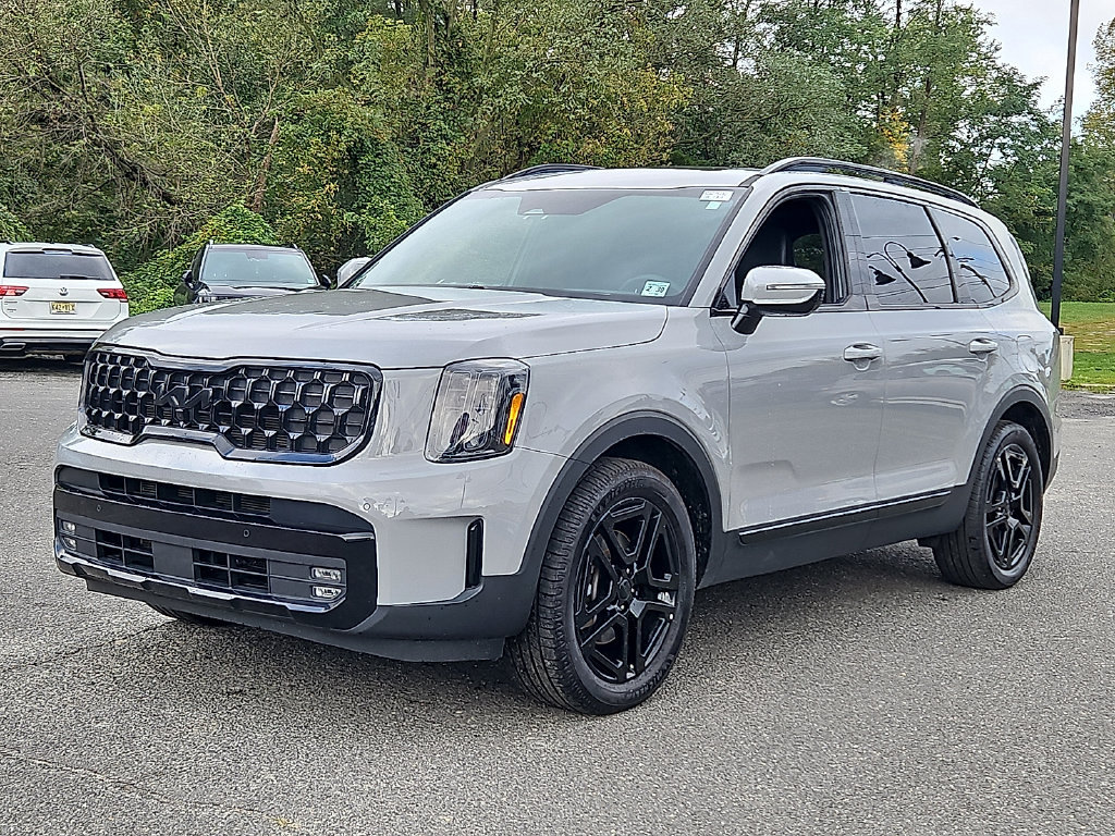 Certified 2025 Kia Telluride SX Prestige X-Line AWD/4WD image 3