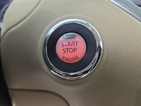 Used 2018 Nissan Pathfinder SL w/ SL Premium Package AWD/4WD image 26